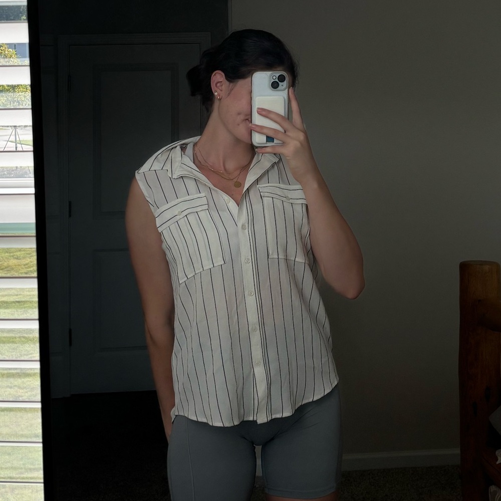 Sleeveless Blouse Striped